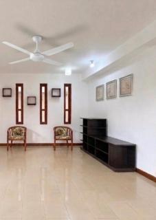 Peaceful 3-Level Luxury Home with Private Parking - 3
