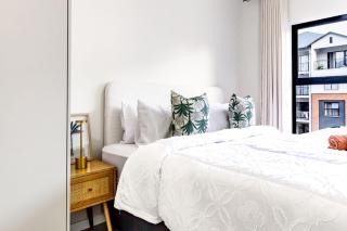 The Ember Stay-Luxury Apartment - 6