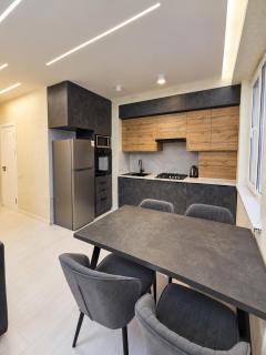 Diplomat Residence Modern Apartment on the 15th Floor - 1