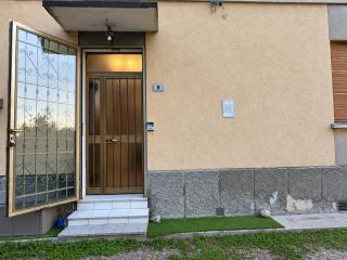 Gino House - 9