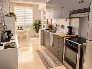 WINDSOR PLACE APARTMENT - SELF CHECKIN with CODE - 5