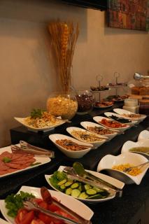 Megapolis Hotel Shymkent - 3