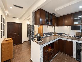 The Atrium, 1BR by Rond-Point des Sports, Bourgogne - 2