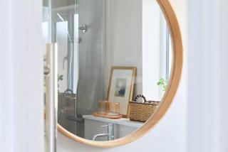Beautifully refurbished 2-bed home with parking - 2