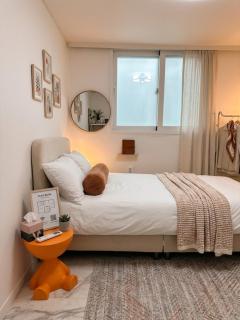 Sinchon Mapo 3 Bed, 3 min to station 2 BR, 1 Bath - 4