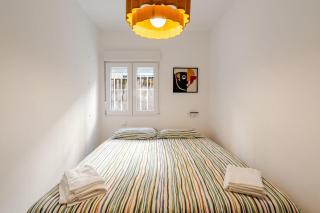 Cozy Room in Madrid City - 9