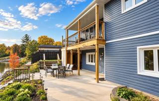 Luxury Riverfront Villa Walk to Beach - 6