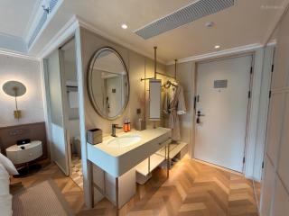 H Hotel, Near Galeries Lafayette, Shangcheng Rd Metro & Shanghai Tower, Shanghai - 3