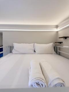 Danga Bay Comfort Stay Country Garden - 4