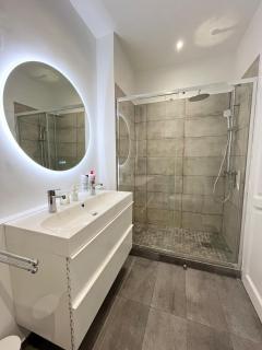 Beautiful 3 star apart near Monaco Station - 1
