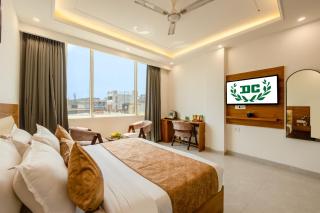 Hotel Clarks-ton Residency Near Delhi Airport - 2