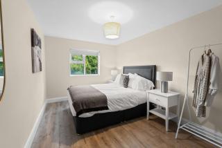 Central 6 bed town house in Donegal Town - 3