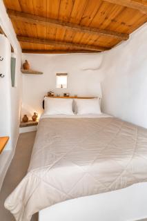 Slow Living in Apano Meria, Syros - 4