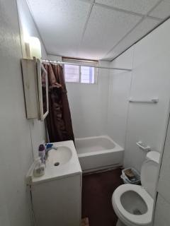 Hamtramck Near DT Det 2BR 1BA Kitchen, Living Space - 4