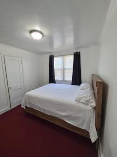 Hamtramck Near DT Det 2BR 1BA Kitchen, Living Space - 2