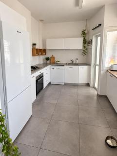 Your Family House with parking - 7