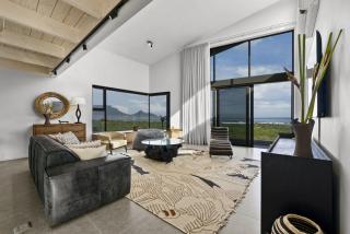 Ocean 9 - Sunset Beachfront Apartments - Cape Town - 1