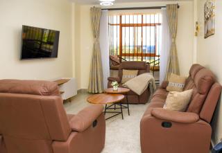 Luxurious 2 bed in CBD with swimming pool - 0