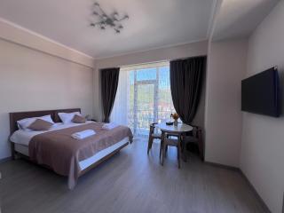 Felic Home - The place that feels like home! - 0