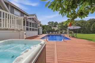 Main Destination by Juniper Holiday + Home - 7
