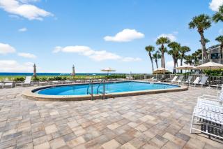 Beachfront Aldea 6 - 7