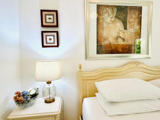 Room and the city trat - 5