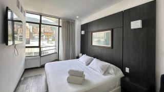 Luxury Suite Torre Poblado, 1 Min to Parque Lleras, Sleeps 4 - 0