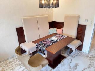 Historic Center Vienna Apartment w Free Parking - 5