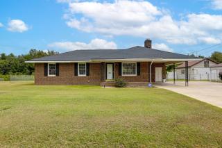 North Carolina Family Home, 10 Mi to Wilson -  - 6