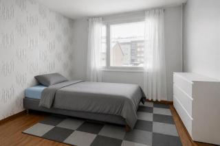 Spacious, bright 75 m2 three-roomer in city center - 9