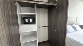 Luxury Suite Torre Poblado, 1 Min to Parque Lleras, Sleeps 4 - 2