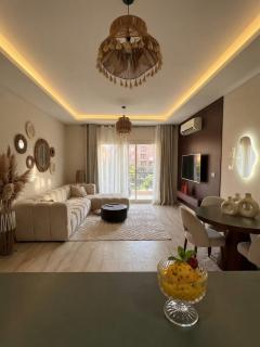 Modern & Cozy Apartment madinaty - 2