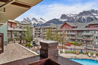 Rockies Homebase with Pool and Hottubs - 0