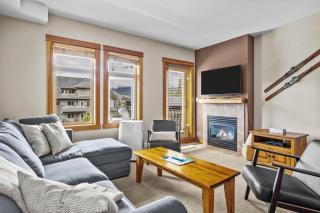Rockies Homebase with Pool and Hottubs - 8