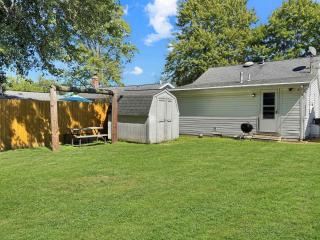 Vermilion Getaway 2BR & 1 Bath - 6