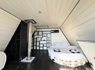 Black House - 2