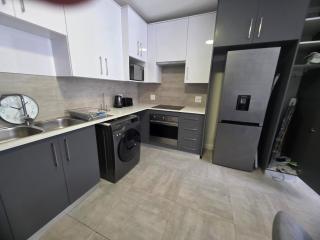 Flat 13 Block 2 , Bellamare - 3