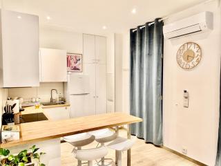 Nice 3 star apart near MC train Station 3rd floor - 3