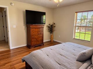 Beautiful Vacation Home Across From Lake Okeechobee - 5