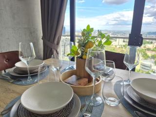 Urban Chic Loft - City View in San Benito - 8