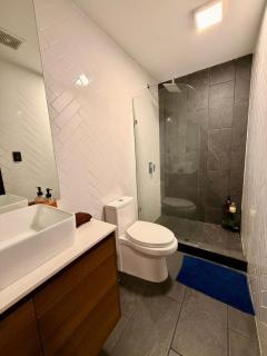 Eon 5 - Acojedor apartamento en Zona 10 - 3