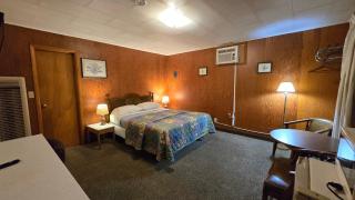 Lazy K Motel - 3