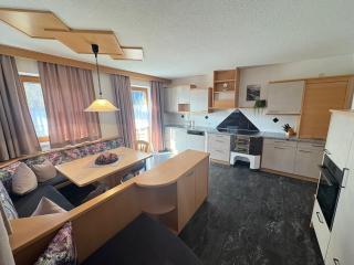 Kupfner House - 4