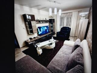 Charming and Spacious House for an Unforgettable Family Getaway Filled with Comfort and Wonderful Memories - 1