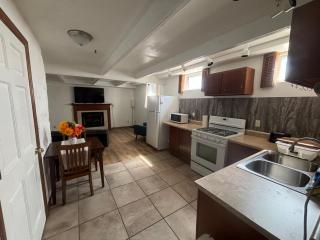 Charming lower-level suite close to ISU & downtown - 6