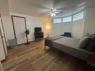Charming lower-level suite close to ISU & downtown - 4