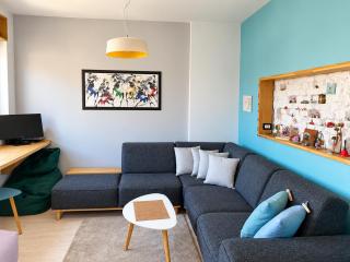 Modern Apartment in a Trendy Central Location - 0