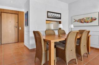 Lovely Apartment Near Bayernihe - 2