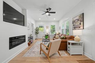 Mid Century 1/4 mile to Downtown Main Street - breweries, coffee, dining, shops - 1