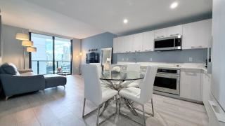 Gorgeous Upscale Condo in the Middle of Brickell - 5